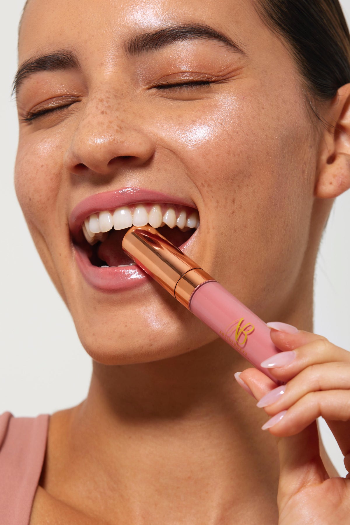 Artistboxxx  Lip Glazeee - Azalea