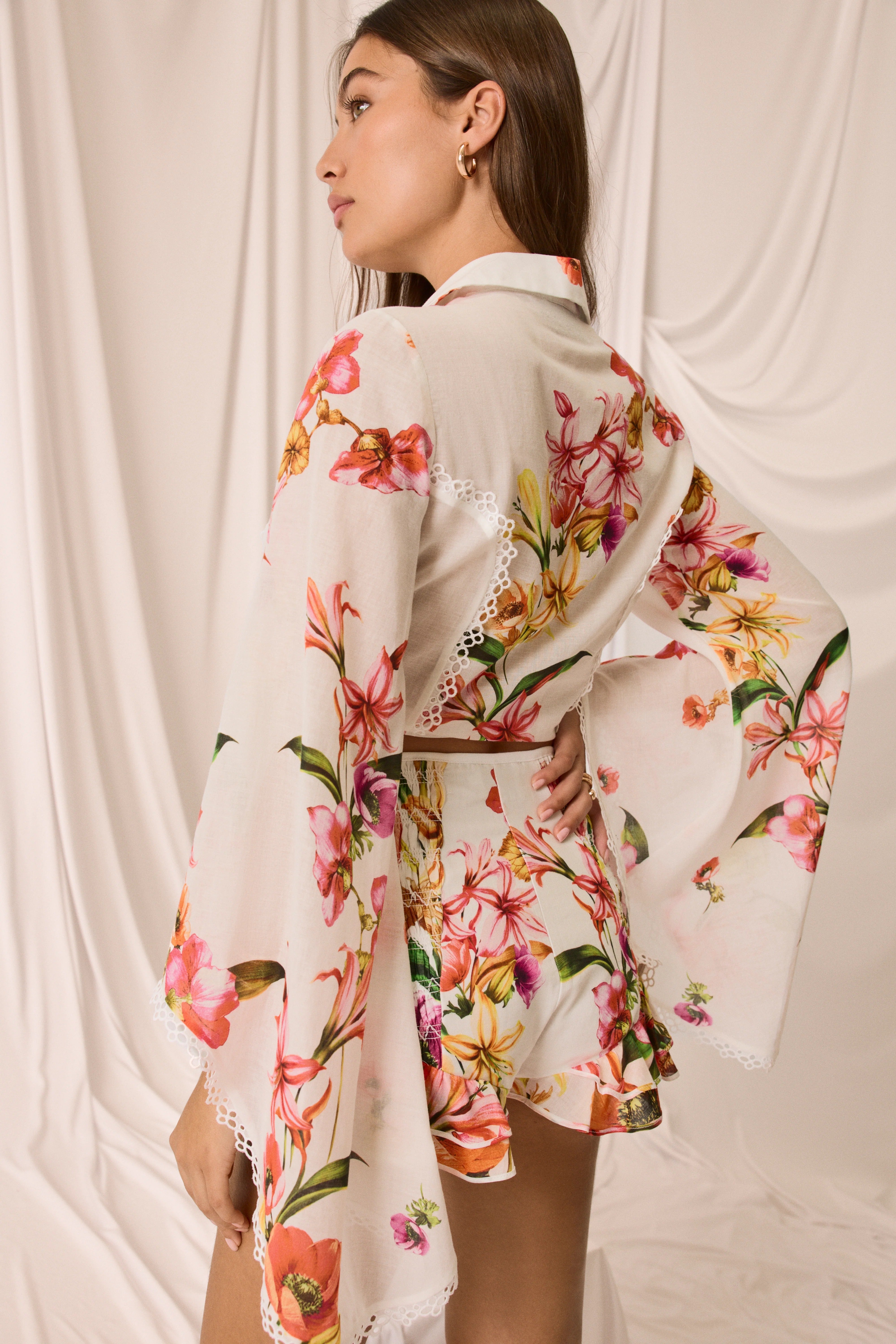 Charo Blouse Lei